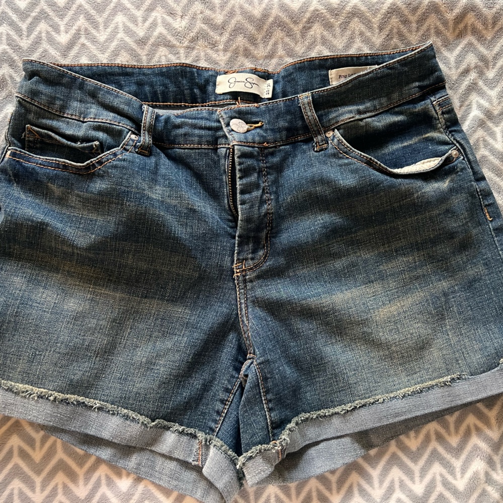 Jessica Simpson Jean shorts, size 30/10.